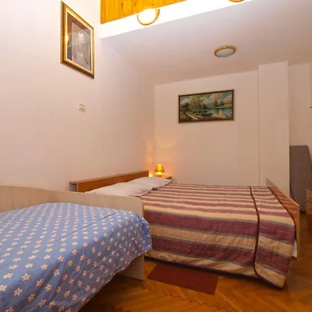Mladen 1588 Apartament Pula