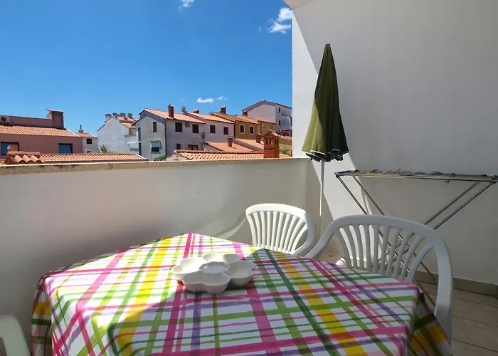 아파트 Mladen 1588 풀라