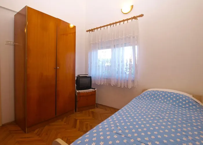 Mladen 1588 아파트