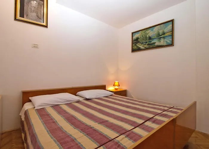 아파트 Mladen 1588 *